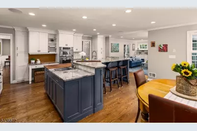 150 Noe Ave, Chatham Township, NJ 07928 - Photo 11