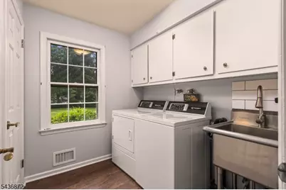 150 Noe Ave, Chatham Township, NJ 07928 - Photo 19