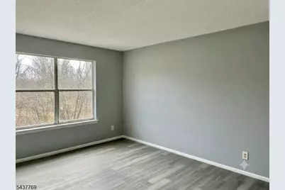 260 Robertson Way, Lincoln Park, NJ 07035 - Photo 3