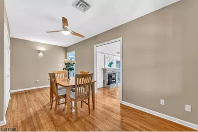1813 Washington Valley Rd, Bridgewater, NJ 08836 - Photo 7