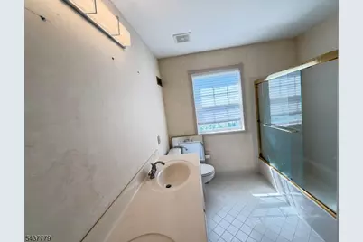 373 Stonehenge Dr, Lopatcong Township, NJ 08865 - Photo 17