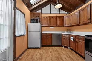 138 Lakeside Dr W, Liberty Township, NJ 07823 - Photo 13
