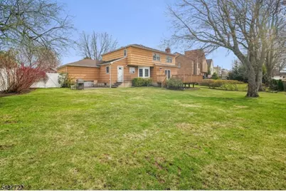 167 Newbrook Ln, Springfield, NJ 07081 - Photo 13