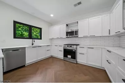 1804 Rutherford St, Rahway, NJ 07065 - Photo 9