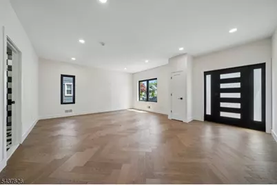 1804 Rutherford St, Rahway, NJ 07065 - Photo 3