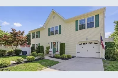 81 Hudson Ave, Ridgefield, NJ 07660 - Photo 1