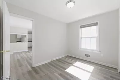 81 Hudson Ave, Ridgefield, NJ 07660 - Photo 23