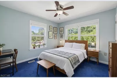 81 Hudson Ave, Ridgefield, NJ 07660 - Photo 13