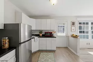 81 Hudson Ave, Ridgefield, NJ 07660 - Photo 9