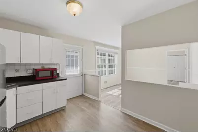81 Hudson Ave, Ridgefield, NJ 07660 - Photo 17