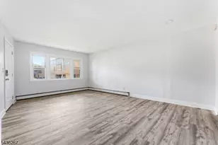 55 Morris St, East Orange, NJ 07017 - Photo 5