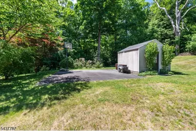 46 Sussex Dr, West Milford, NJ 07480 - Photo 11