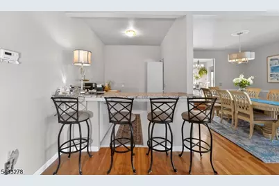 103 Oak Crest Dr, Branchburg Township, NJ 08853 - Photo 15