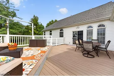 103 Oak Crest Dr, Branchburg Township, NJ 08853 - Photo 7