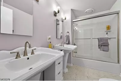 103 Oak Crest Dr, Branchburg Township, NJ 08853 - Photo 33