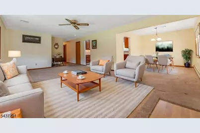24 Hardscrabble Hill Rd, Raritan Township, NJ 08822 - Photo 3