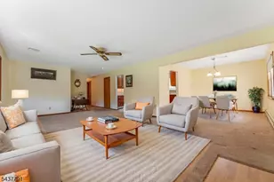 24 Hardscrabble Hill Rd, Raritan Township, NJ 08822 - Photo 3