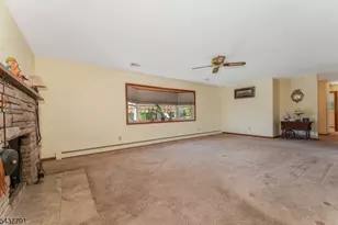 24 Hardscrabble Hill Rd, Raritan Township, NJ 08822 - Photo 5
