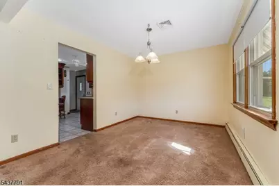 24 Hardscrabble Hill Rd, Raritan Township, NJ 08822 - Photo 9
