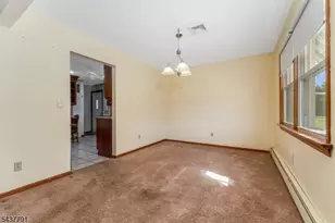 24 Hardscrabble Hill Rd, Raritan Township, NJ 08822 - Photo 9