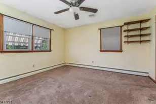 24 Hardscrabble Hill Rd, Raritan Township, NJ 08822 - Photo 15