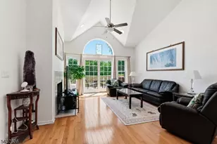 34 Turnberry Ln, Hardyston Township, NJ 07419 - Photo 13