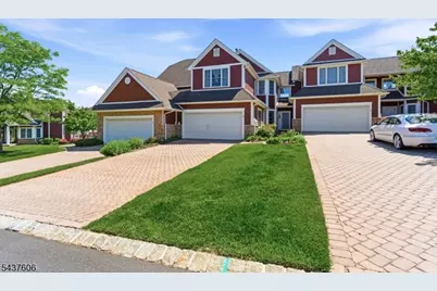 34 Turnberry Ln, Hardyston Township, NJ 07419 - Photo 1
