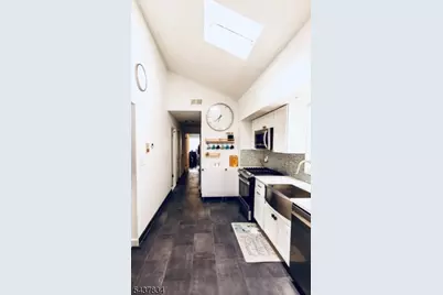 67 71st St #2, Guttenberg, NJ 07093 - Photo 5