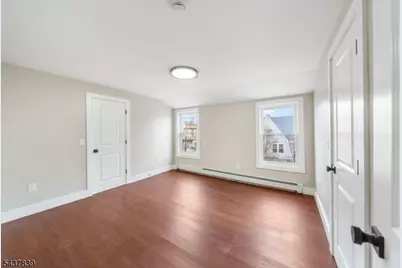 286 N 6th St, Newark, NJ 07107 - Photo 3