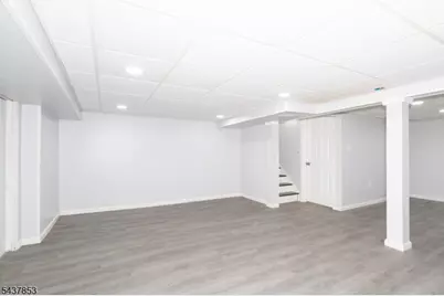1170 Gruber Ave, Union Township, NJ 07083 - Photo 13