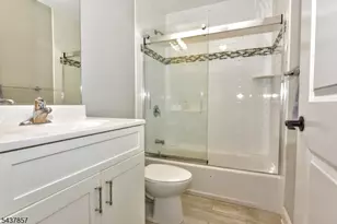 451 Springfield Ave, Hasbrouck Heights, NJ 07604 - Photo 21