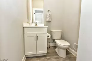 451 Springfield Ave, Hasbrouck Heights, NJ 07604 - Photo 15