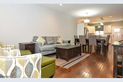 451 Springfield Ave #111, Hasbrouck Heights, NJ 07604 - Photo 5