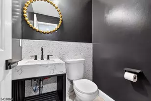 5 Krueger Ct, Newark, NJ 07103 - Photo 11