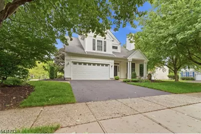 25 Village Square Dr, Union Township, NJ 08802 - Photo 1