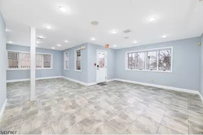 137 S Rutherford Ave, Franklin, NJ 07416 - Photo 15