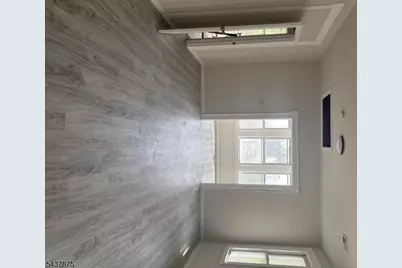 33 Rose Terrace, Newark, NJ 07108 - Photo 9