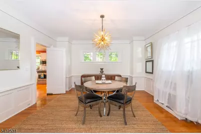 33 Prescott Ave, Montclair, NJ 07042 - Photo 9