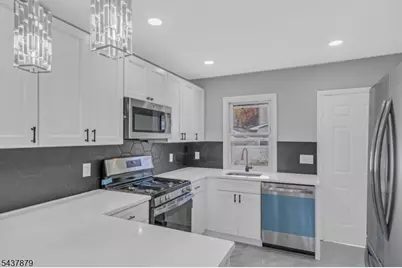 2617 Grasselli Ave, Linden, NJ 07036 - Photo 13