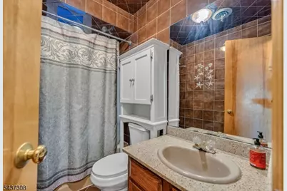 42 Goldfinch Ln, West Milford Twp., NJ 07421 - Photo 23