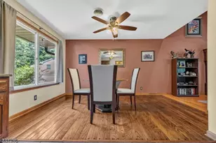 42 Goldfinch Ln, West Milford Twp., NJ 07421 - Photo 19
