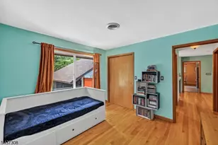 42 Goldfinch Ln, West Milford Twp., NJ 07421 - Photo 21