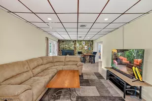 42 Goldfinch Ln, West Milford Twp., NJ 07421 - Photo 23