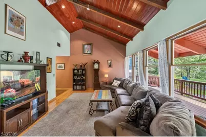42 Goldfinch Ln, West Milford Twp., NJ 07421 - Photo 7