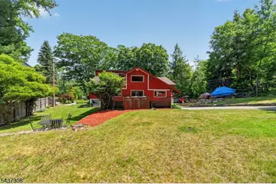 42 Goldfinch Ln, West Milford Twp., NJ 07421 - Photo 33