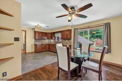 42 Goldfinch Ln, West Milford Twp., NJ 07421 - Photo 5