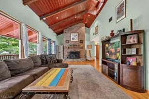 42 Goldfinch Ln, West Milford Twp., NJ 07421 - Photo 31