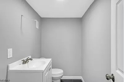 2617 Grasselli Ave, Linden, NJ 07036 - Photo 9