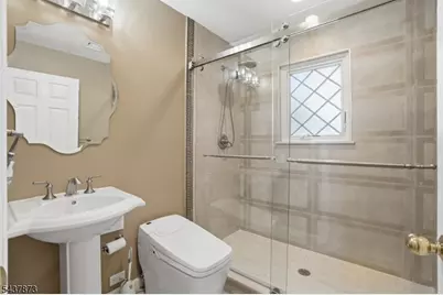 2 Woodside Ave, West Caldwell, NJ 07006 - Photo 15