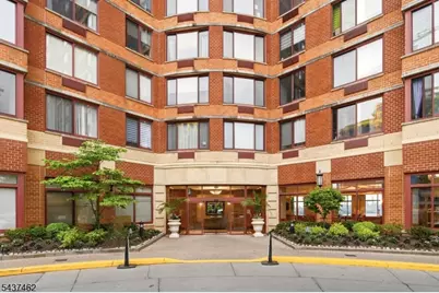 100 Old Palisade Rd #1613, Fort Lee, NJ 07024 - Photo 3